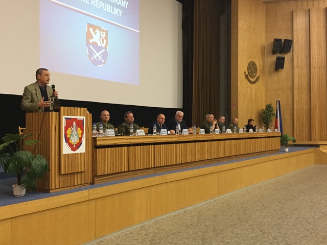 Z jednání ministra obrany se starosty obcí v okolí vojenského újezdu Březina