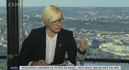 Ministryně obrany Karla Šlechtová  v Otázkách Václava Moravce 