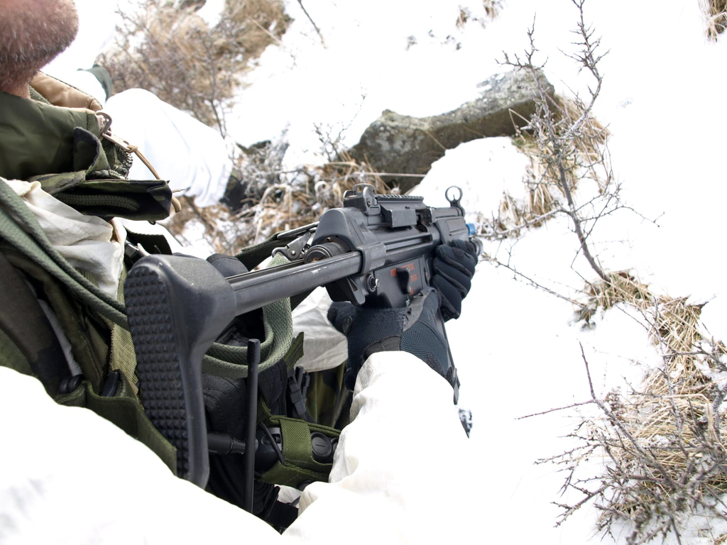 Taktická příprava příslušníků pohotovostního oddělení Velitelství Vojenské policie Tábor