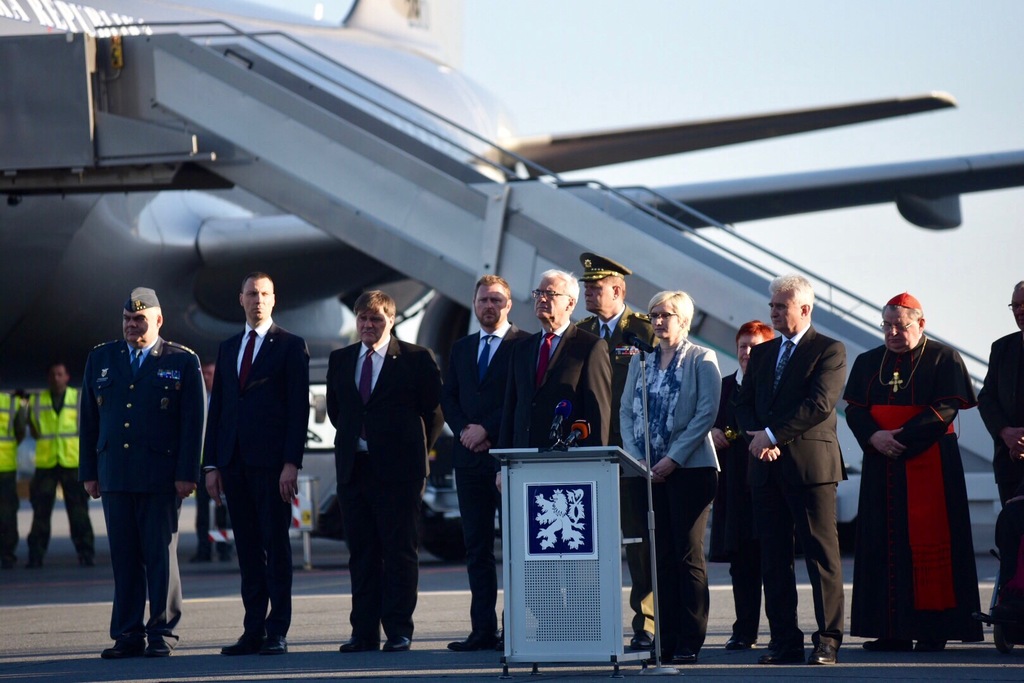 Slavnostního aktu se zúčastnil předseda Senátu Milan Štěch i ministryně obrany Karla Šlechtová