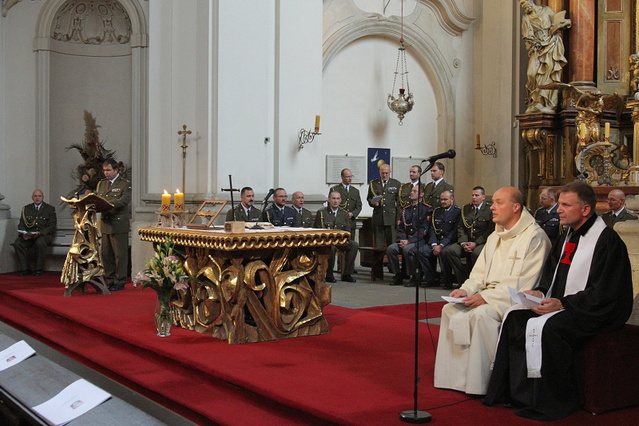 Slavnostní uvedení nového hlavního kaplana AČR do funkce 2