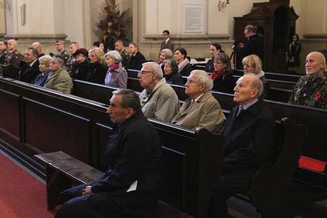 Pozvání na mši přijali druhováleční veteráni, bývalí příslušníci Pomocných technických praporů i novodobí účastníci zahraničních misí