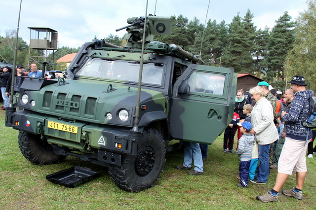 Dětský den ve Vojenském technickém muzeu Lešany 2014