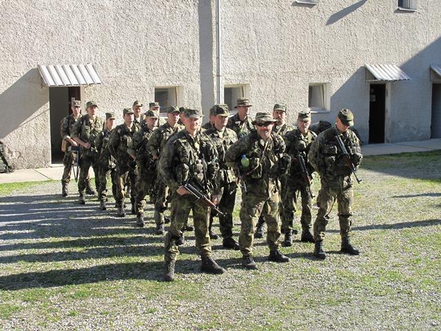 První etapa výcviku pěší roty AZ z KVV jihlava