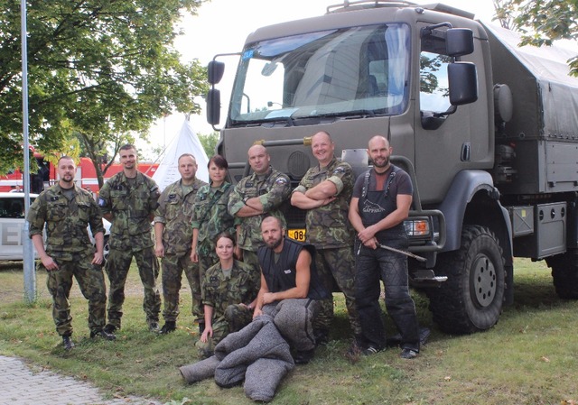 Zástupci kynologické stanice Kbely