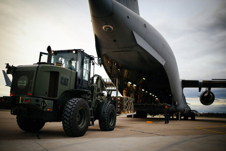 Do Iráku odletěla munice pro boj s Islámským státem