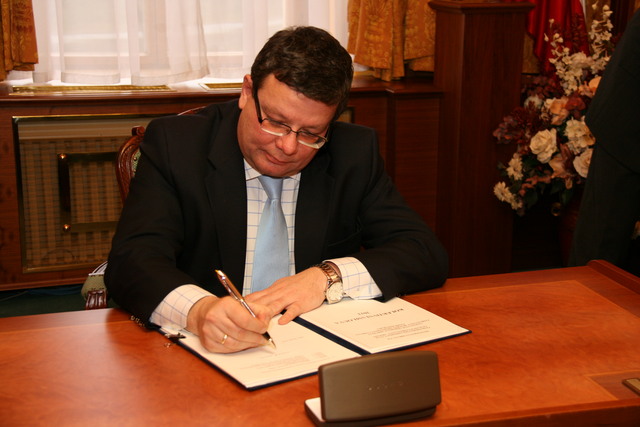 Kolektivní smlouva (3)