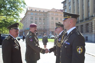 Generál Aleš Opata přivítal slovenskou delegaci