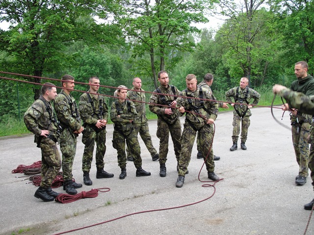 První etapa výcviku pěší roty AZ z KVV jihlava  6