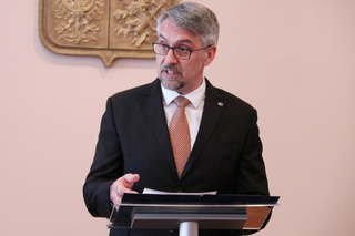 Ministr obrany Lubomír Metnar ve svém projevu mimo jiné řekl, že naše členství v NATO se může mnohým zdát jako samozřejmost, ale vždy tomu tak nebylo.