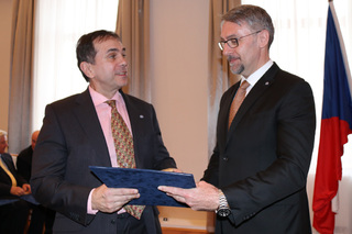 A na závěr pak ředitel legislativního a právního odboru MO v roce 1999 Vladimír Krška
