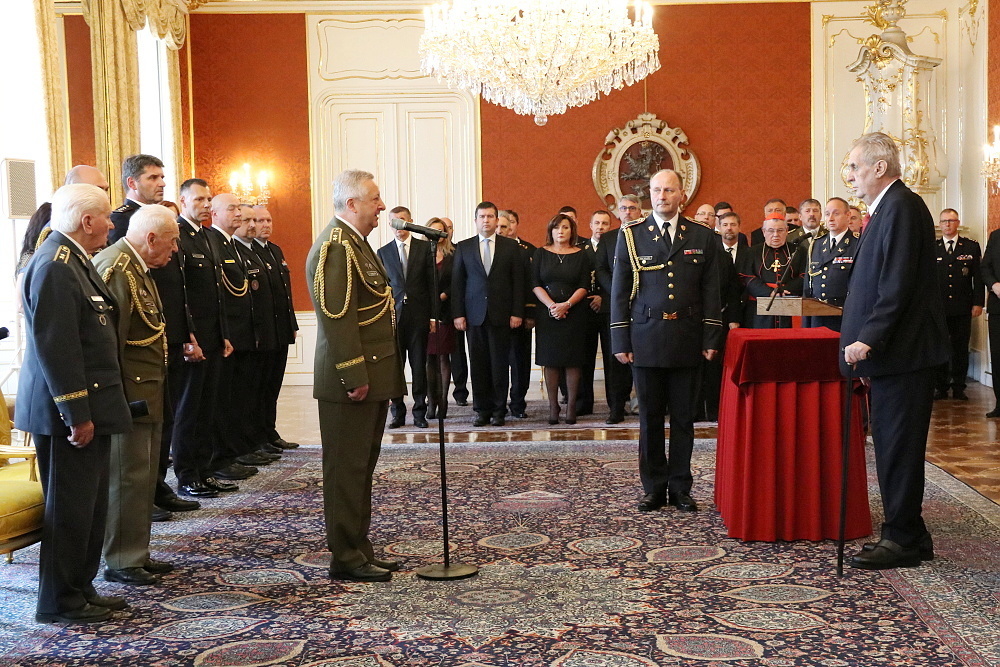 Za všechny generály promluvil generálporučík Jaromír Zůna