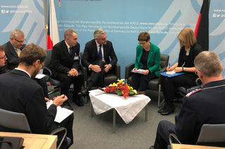 Z dnešního ranního jednání s ministryní obrany Německa Annegret Kramp-Karrenbauer