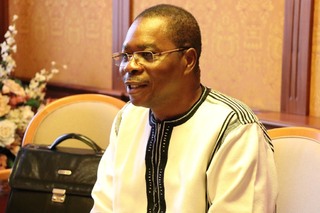 Velvyslanec Dieudonné Kéré