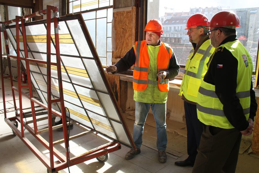 U restaurování vitráží oken