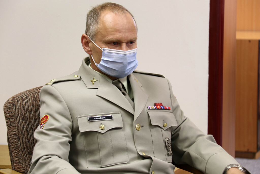 Nový ředitel ASC DUKLA Pavel Benc (na snímku v uniformě s neaktuální hodností).