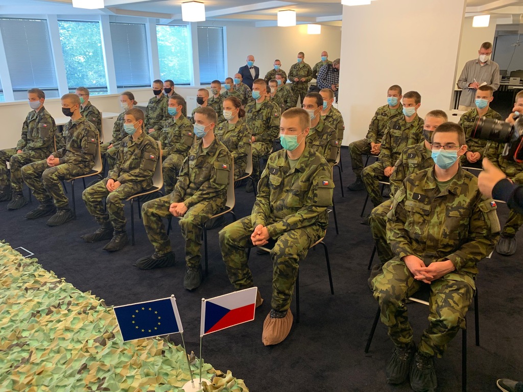 Otevření pobočky Vojenské střední školy
