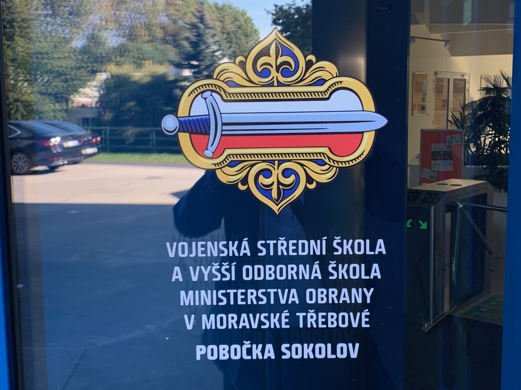 Otevření pobočky Vojenské střední školy