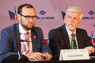 Náměstek Tomáš Kopečný a armádní generál (v.v.) Petr Pavel, bývalý předseda Vojenského výboru NATO 