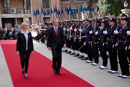 Ministr obrany Martin Stropnický jednal v Římě s italskou ministryní Robertou Pinotti