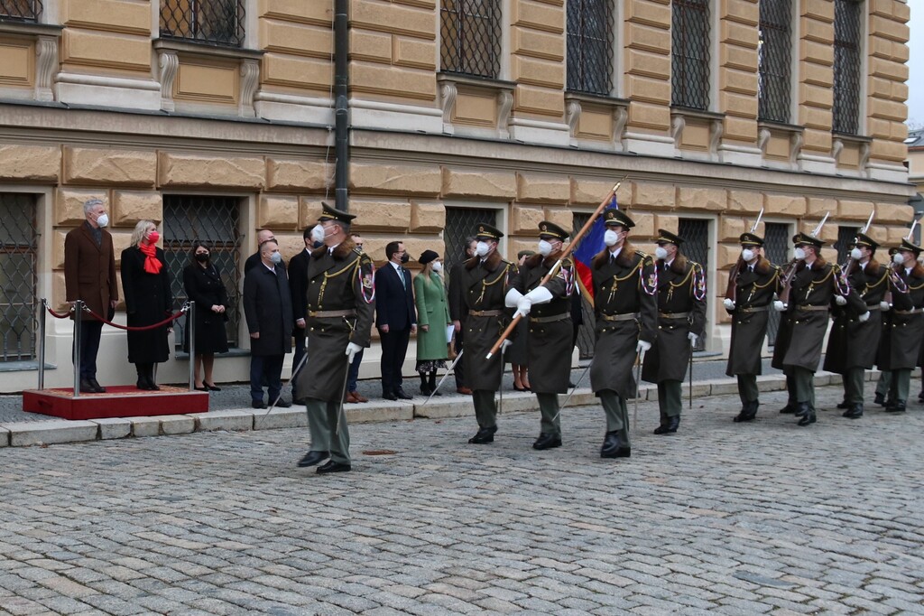 Slavnostní přivítání na Ministerstvu obrany