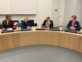 Ministryně Černochová při bilaterálním jednání s britským ministrem obrany Benem Wallacem
