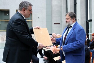 Náměstek René Schreier předal pamětní odznaky 17 účastníkům 3. odboje