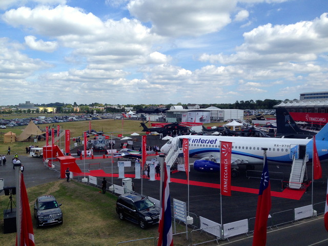 Z největšího leteckého veletrhu v Evropě v britském Farnborough 4