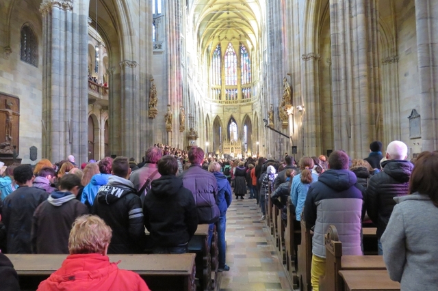 katedrála byla zcela zaplněna