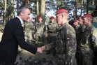 Ilustrační obrázek ke článkuGenerální tajemník NATO navštívil vojáky na cvičení Noble Jump