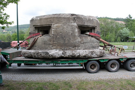 Na podvalníku vypadá impozantně