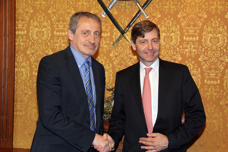 Ministr obrany přijal rakouského velvyslance