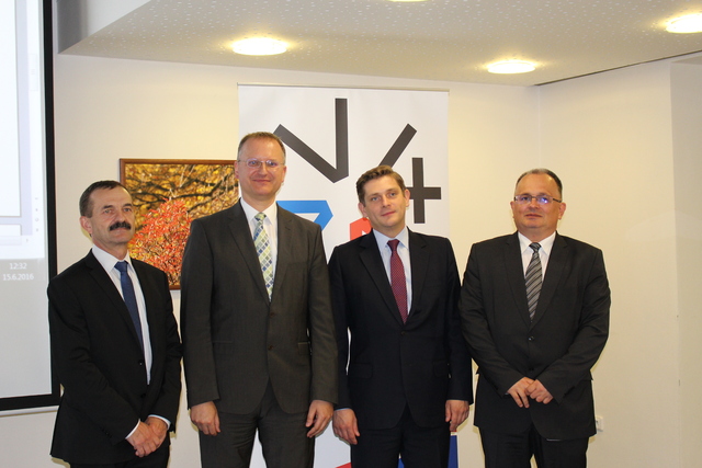 Národní ředitelé pro vyzbrojování zemí V4