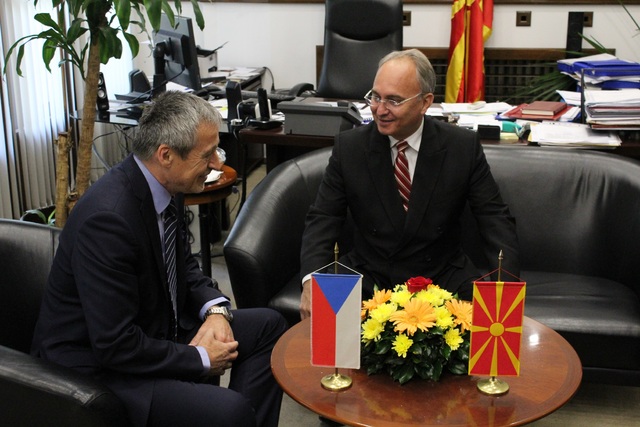 Martin Stropnický s makedonským kolegou Jolevskim