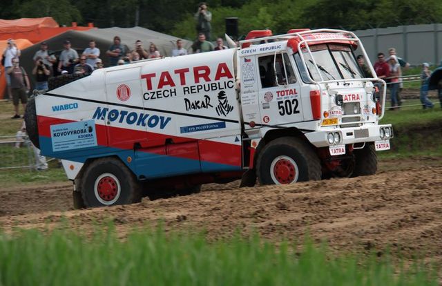 Historická dakarská Tatra 815