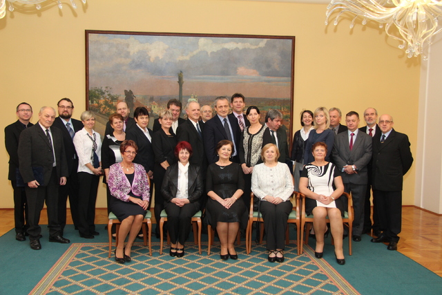 Společné foto oceněných zaměstnanců