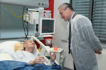 Ministr obrany popřál stoletému veteránovi