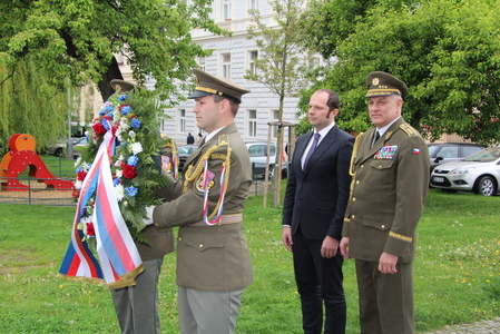 Oslavy Dne Vítězství završil pietní akt u Pomníku II. odboje