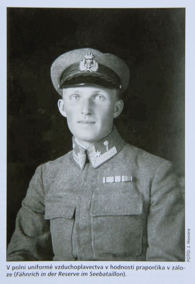 Historie a Vojenství