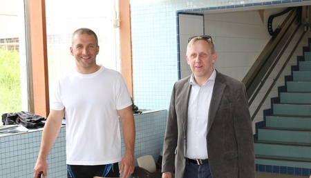 24. sportovní hry náčelníka Vojenské policie navštívil bývalý náčelník Vojenské policie brigádní generál Vladimír Ložek (vpravo)