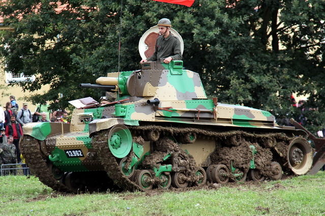 LT 35 při Tankovém dni