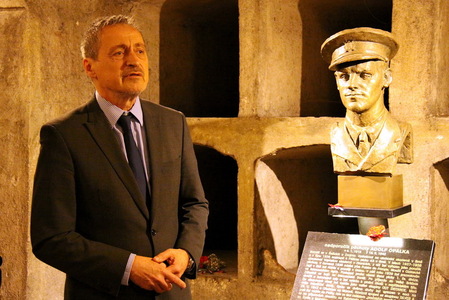 Ministerstvo převzalo správu nad Národním památníkem hrdinů heydrichiády