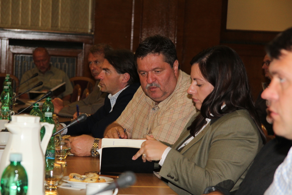 U kulatého stolu nechyběl zástupce Československé obce legionářské