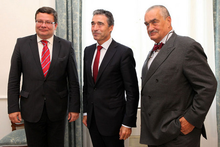 Zleva: Vondra, Rasmussen, Schwarzenberg