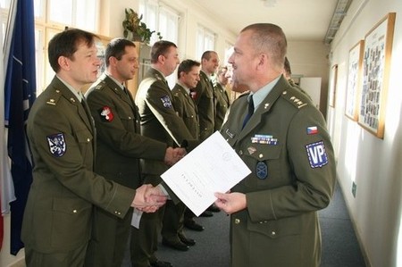 Vojenští policisté absolvovali kurz ochrany sil