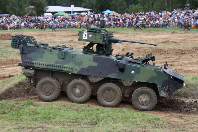 Obrněný transportér Pandur