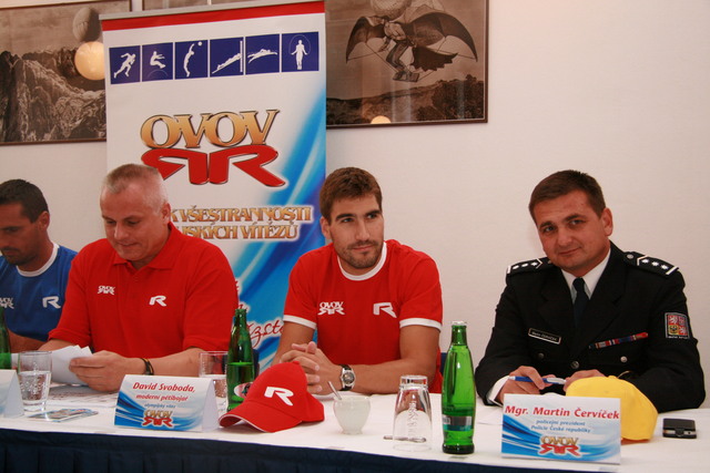 Policejní prezident PČR Martin Červíček přislíbil osobní účast v netradičním sportovním exhibičním závodě
