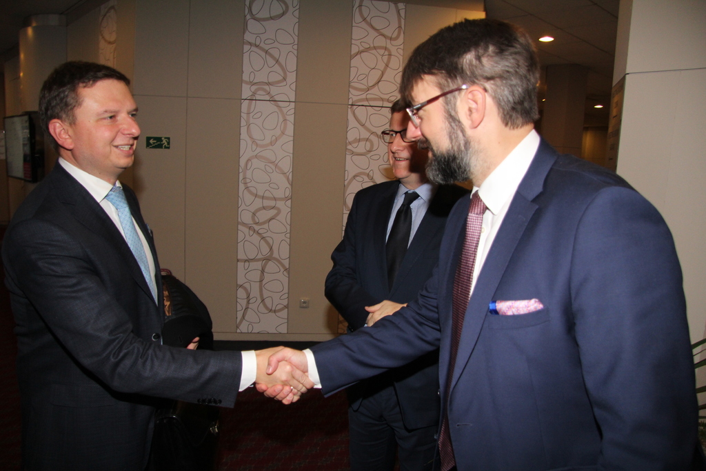 Zástupce Evropské komise Tomasze Husaka pozdravil náměstek ministra obrany Jakub Landovský