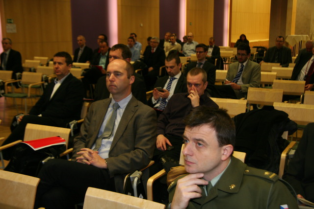 Na veřejnou část Průmyslových dní dorazili zástupci firem i resortu obrany