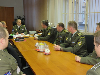 Čeští a slovenští vojenští policisté budou více cvičit společně